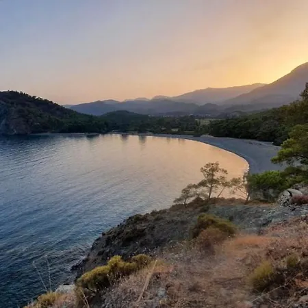 Stunning In Oludeniz With Seaview And Pool *